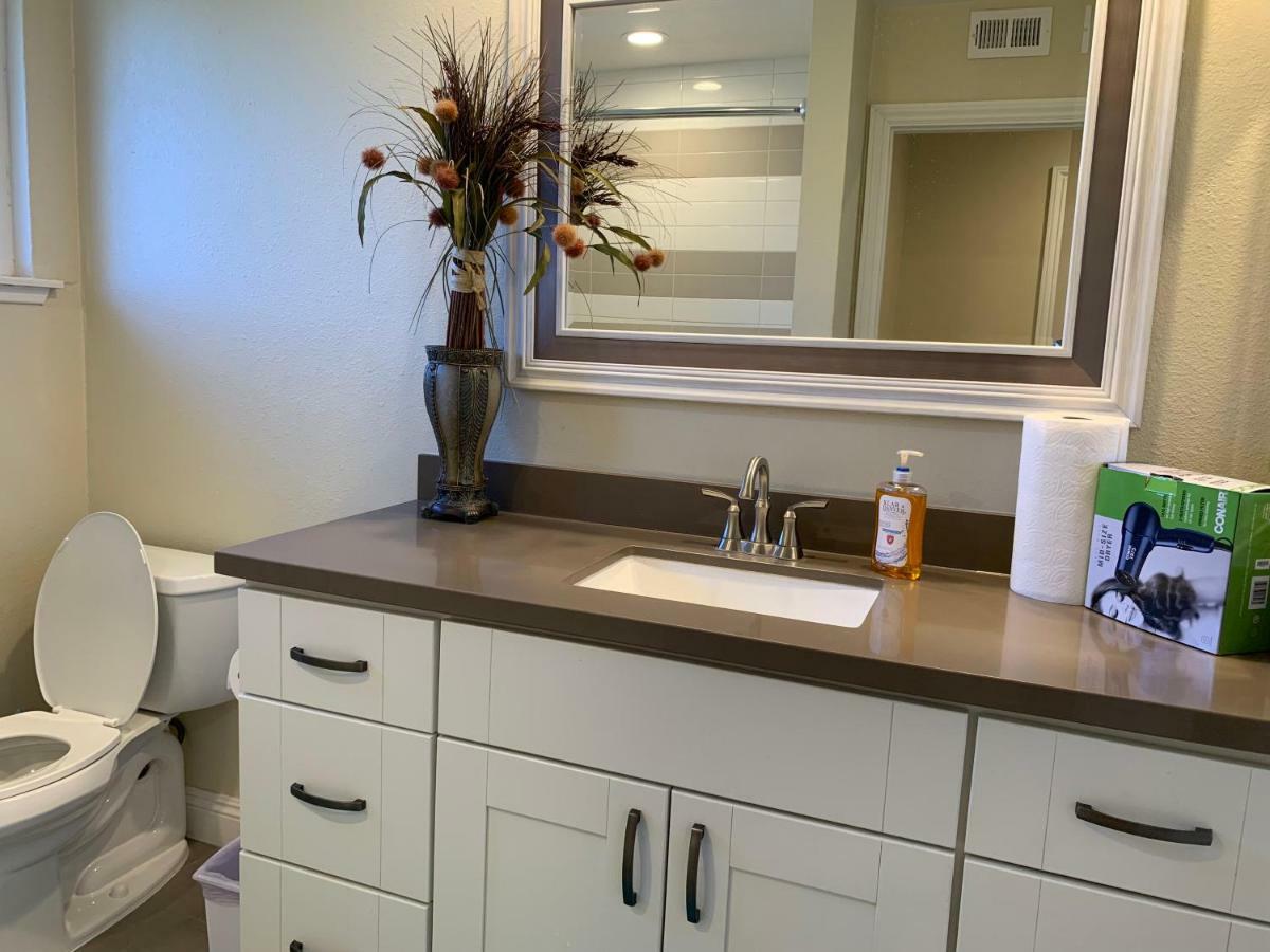 Lovely Room In Private House Near Disneyland Anaheim Exteriér fotografie