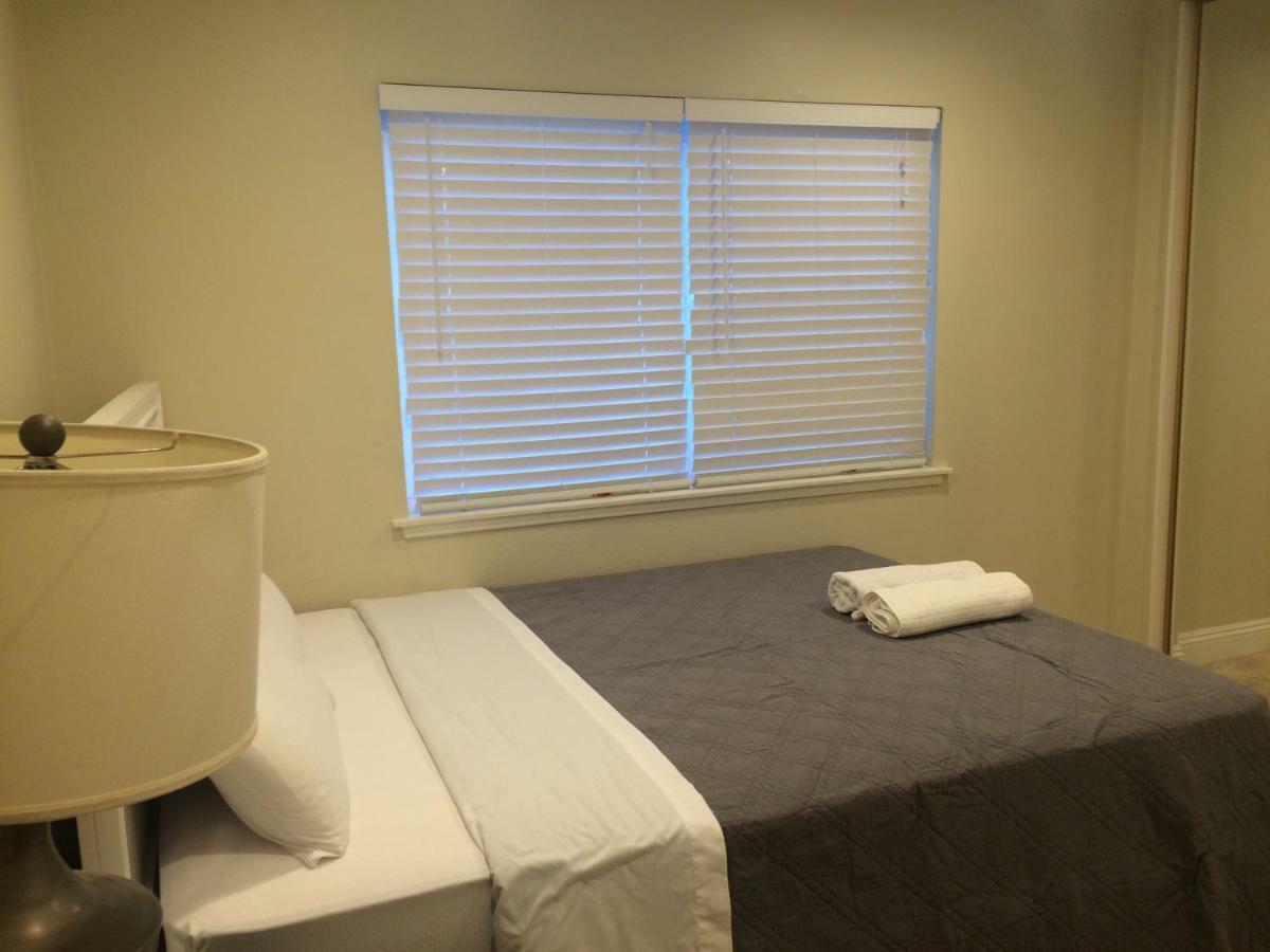 Lovely Room In Private House Near Disneyland Anaheim Exteriér fotografie