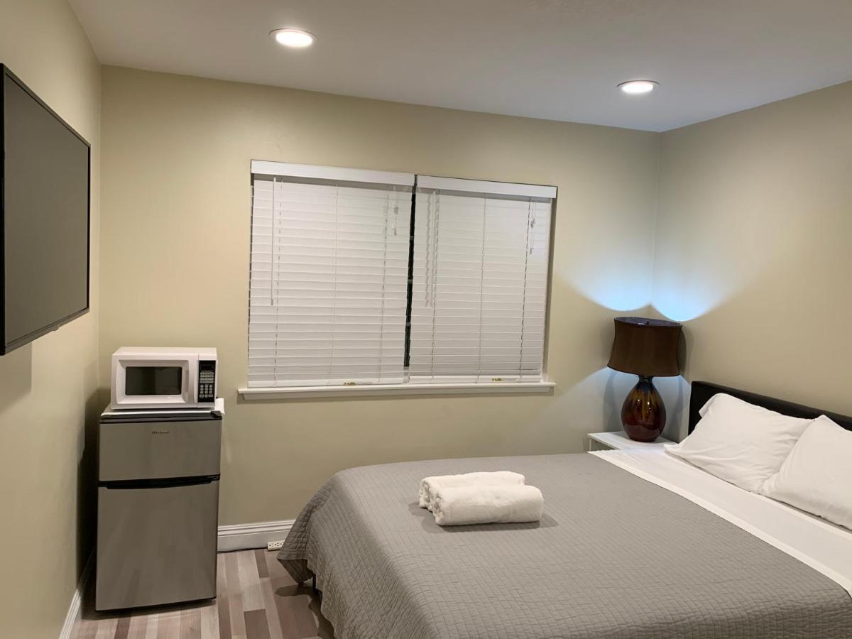 Lovely Room In Private House Near Disneyland Anaheim Exteriér fotografie